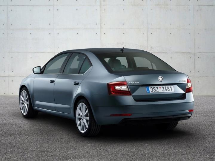 Skoda Octavia facelift launched at Rs. 15.49 lakh 