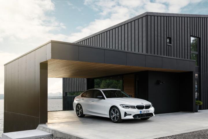 BMW launches online sales platform 