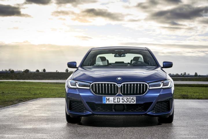 BMW 5 Series facelift launched at Rs. 62.90 lakh 