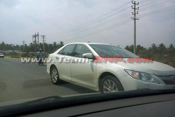 Rumour: Toyota Camry Hybrid India bound 