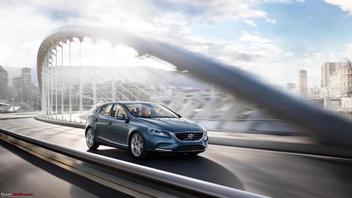 Volvo launches the V40 hatchback at Rs. 24.75 lakhs 