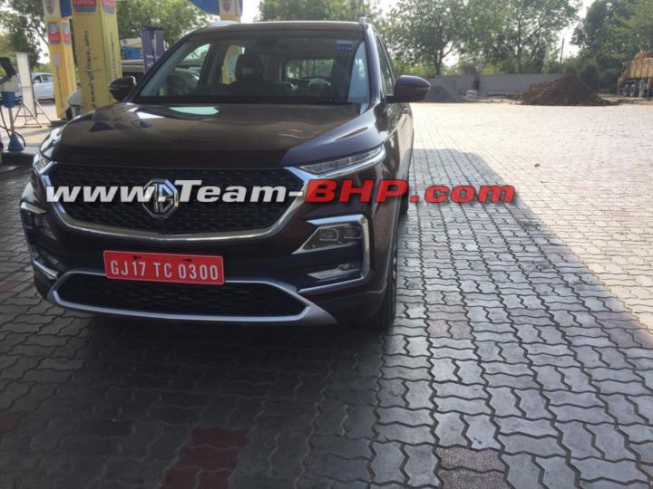 Scoop! MG Hector caught without camo in India 