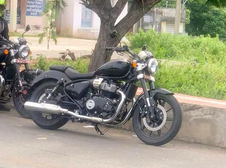 Royal Enfield's twin-cylinder Cruiser spied again 