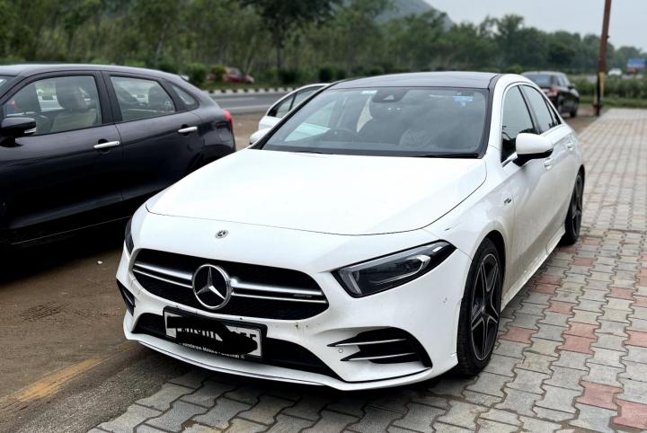 5,500 km in my Mercedes-AMG A35: Booking, delivery, first service 