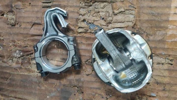 3-yr-old Maruti Swift engine failure: Connecting rod breaks at 90 km/h 