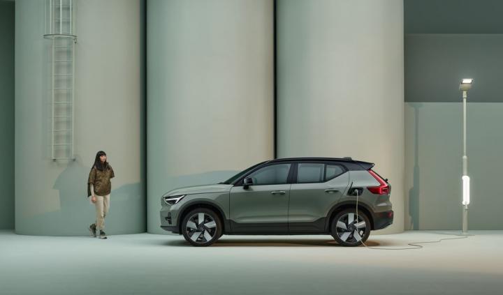 Volvo delivers the 200th XC40 Recharge EV in India 