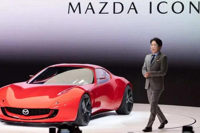 USA: Except Tesla no other EVs are taking off, says Mazda CEO 