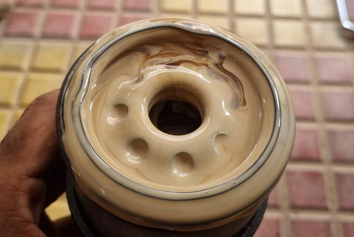 Partially submerged Interceptor 650: Water gets mixed with engine oil 