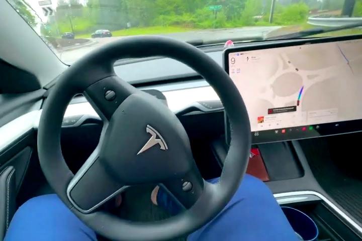Tesla Full Self-Driving mode: Positives & negatives after long testing 