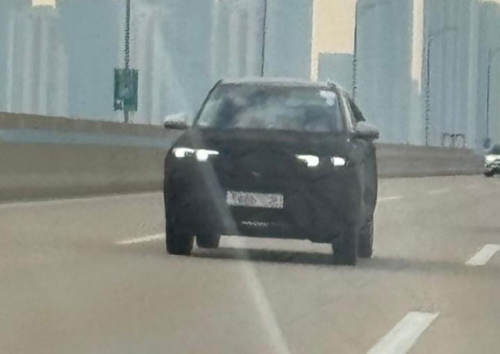 Hyundai Creta EV spied in South Korea with fake exhaust 