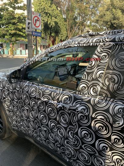 Scoop! Jeep Meridian spied in production guise 