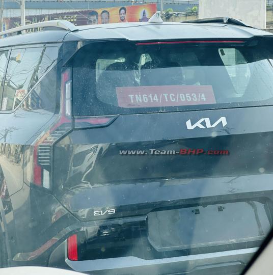 Kia EV9 electric SUV spotted in India for the first time 