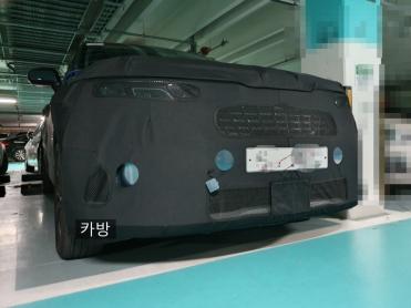 South Korea: Next-gen Kia Carnival MPV spied | Team-BHP
