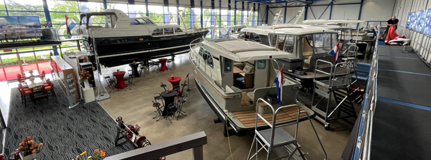 Pics: How a Yatch is built